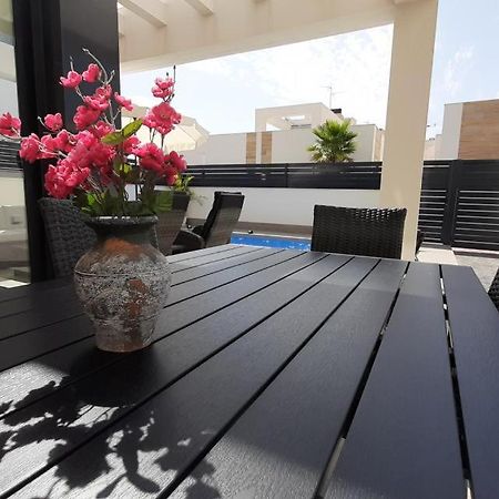 Villa Wilhelmina Torrevieja Extérieur photo